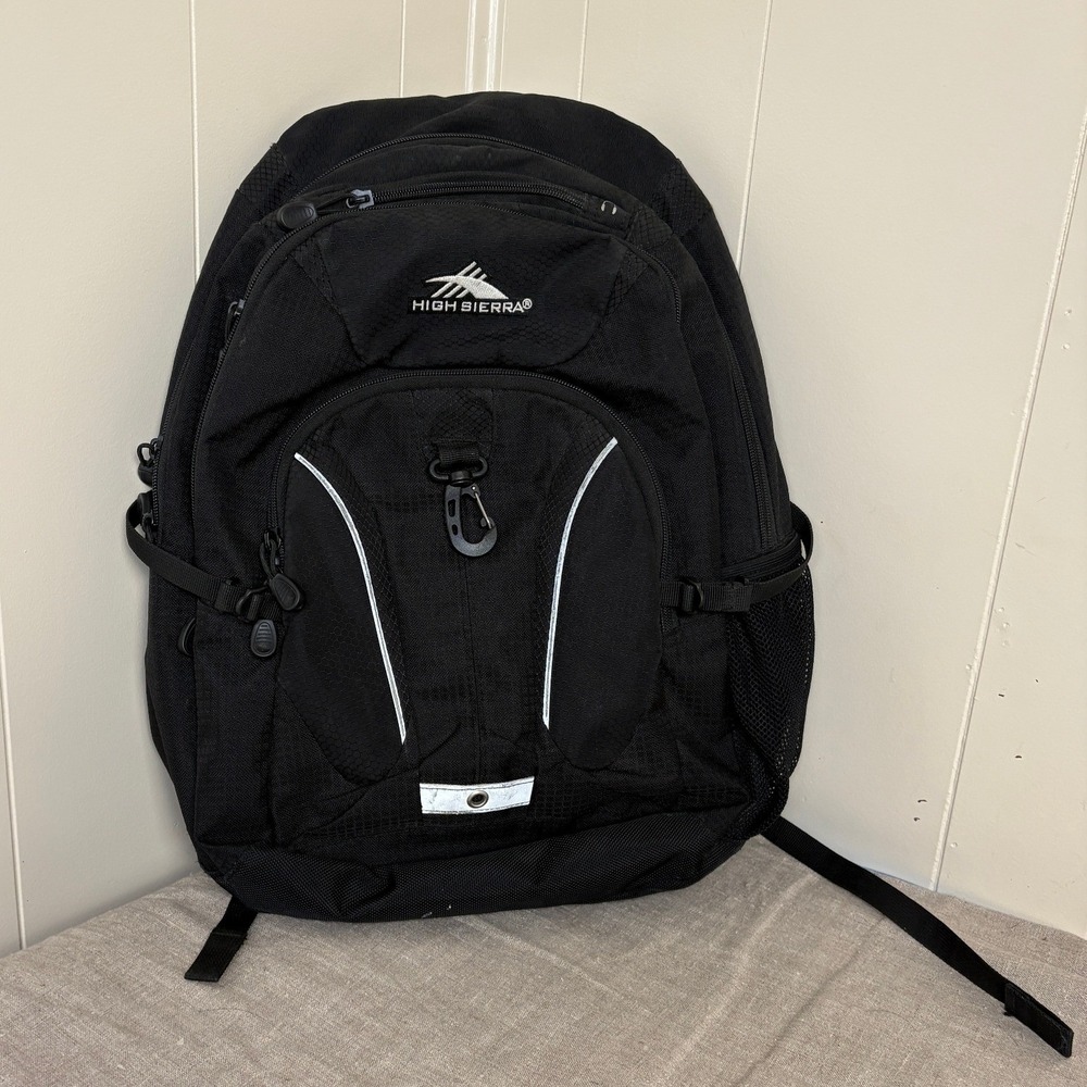 High Sierra Backpack Unisex Large Black Suspension Strap System Ripstop